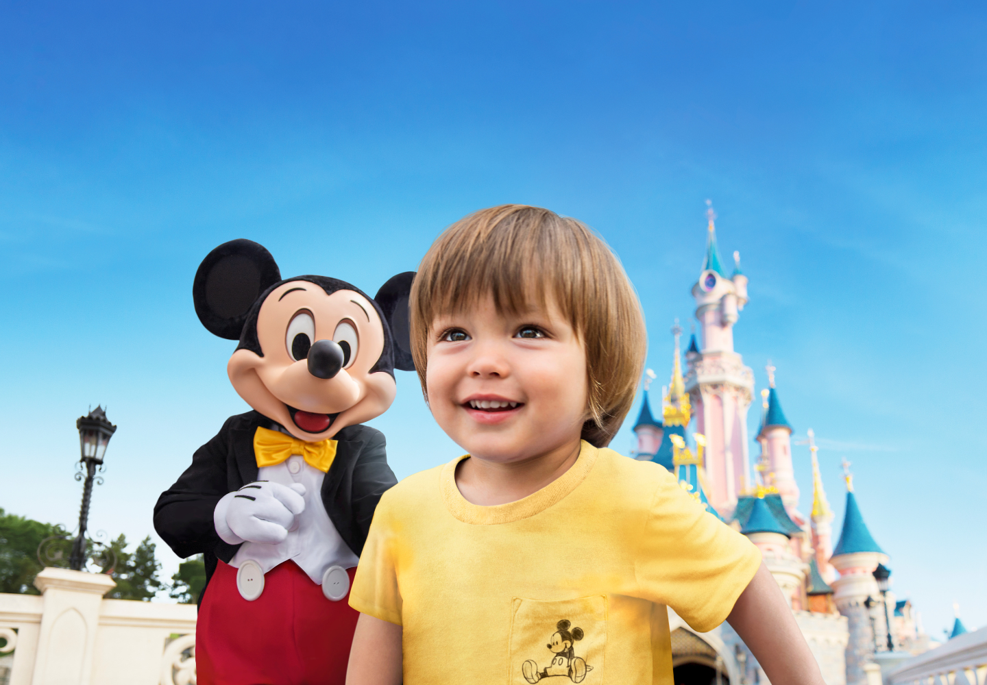 MagicBreaks Share the Love this February! carousel banner