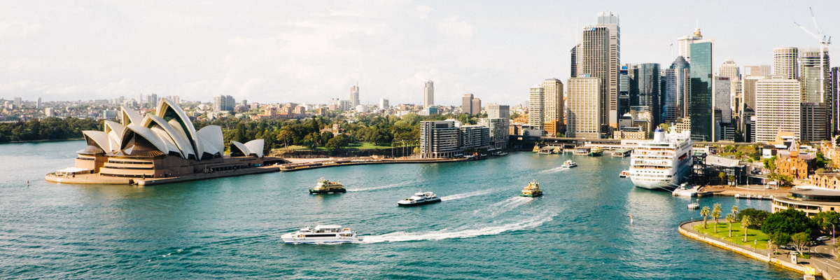 MagicBreaks Australia & Dubai carousel banner