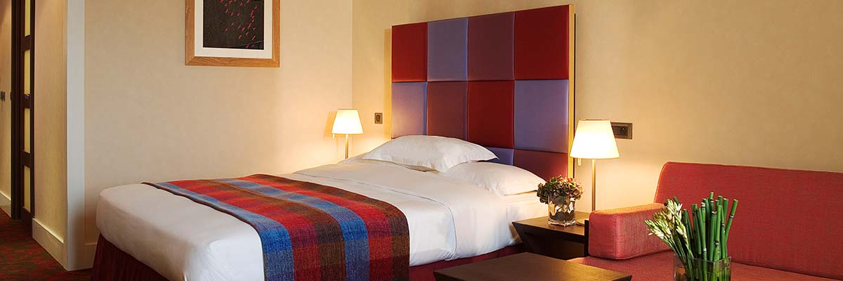 MagicBreaks Special Offers carousel banner