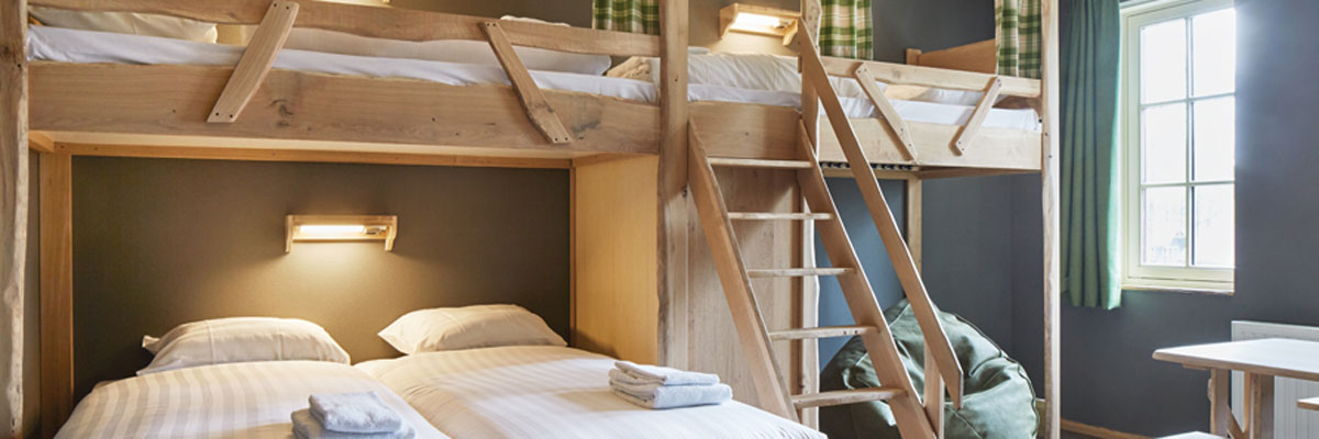 MagicBreaks rooms carousel banner