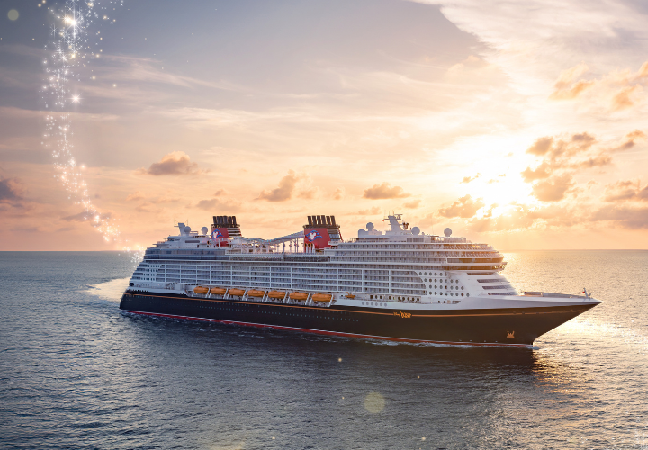 MagicBreaks Claim your Free Disney Cruise Line-themed Reveal-kit carousel banner