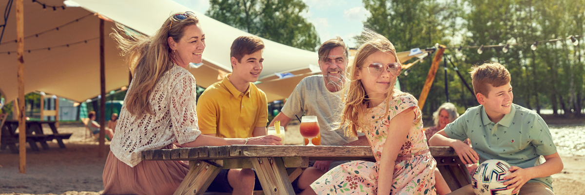 MagicBreaks Seasonal Events carousel banner