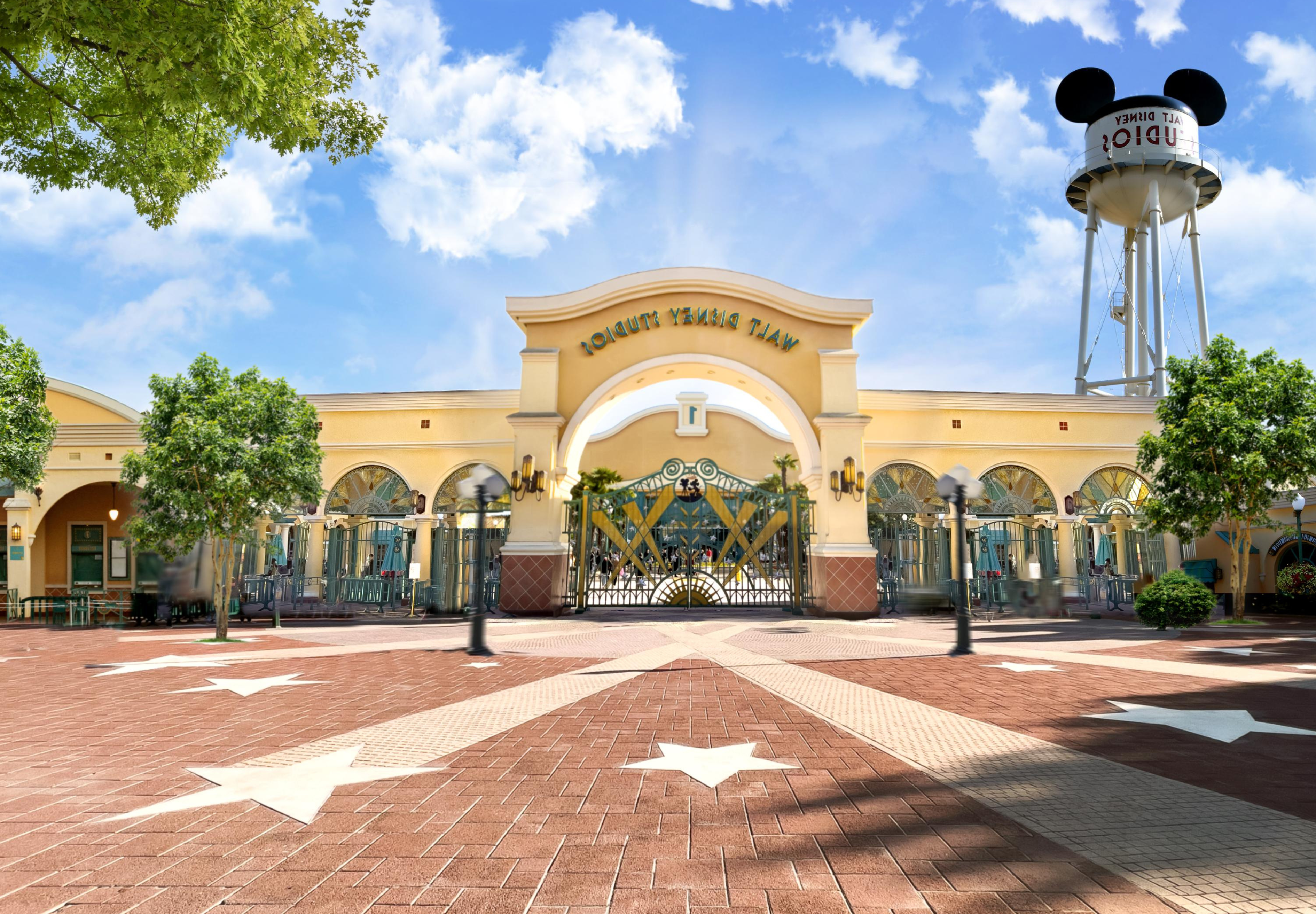 MagicBreaks Free Shuttle Service carousel banner