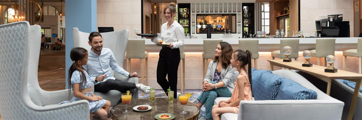 MagicBreaks Hotel Reviews carousel banner