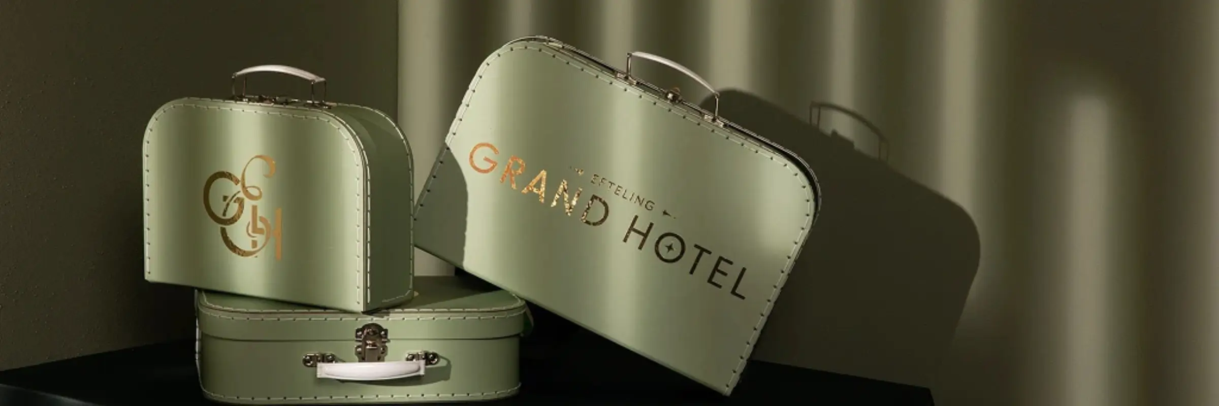 MagicBreaks Premium Deluxe Rooms carousel banner