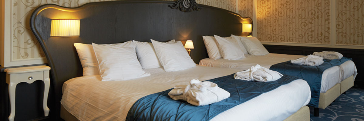 MagicBreaks junior suites carousel banner