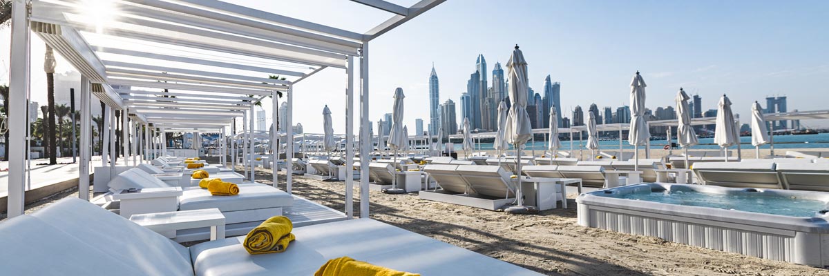 MagicBreaks Hotel Location carousel banner